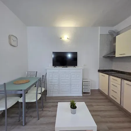 Apartmán Cristianos - Edificio Rosamar