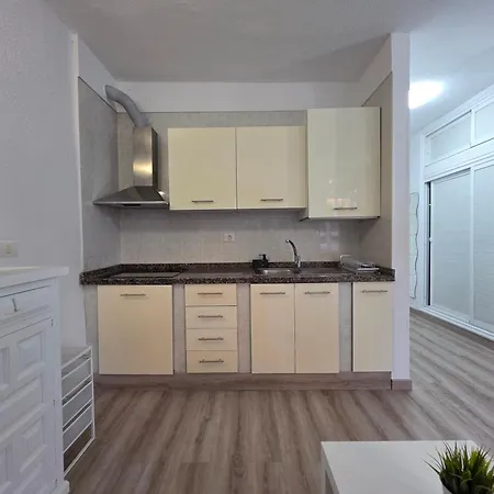 Cristianos - Edificio Rosamar Apartamento