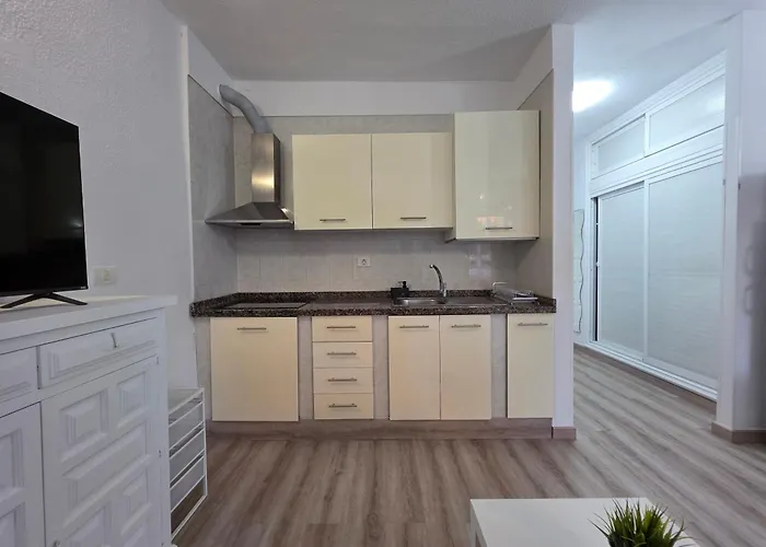 Cristianos - Edificio Rosamar Apartmán