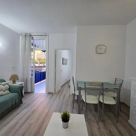 Cristianos - Edificio Rosamar * Los Cristianos (Tenerife)