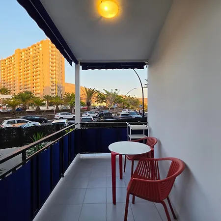 Cristianos - Edificio Rosamar * לוס כריסטיאנוס